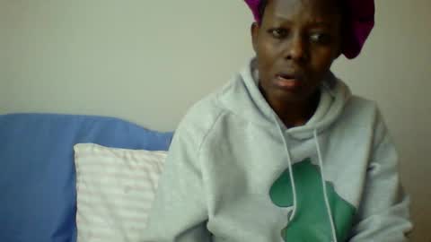 peacockxx online show from October 13, 5:53 am