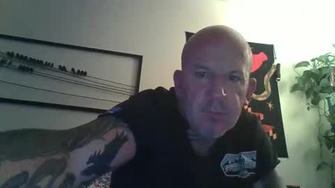peanutbutterandjealous1 online show from May 5, 1:12 am