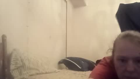 Pearl May online show from December 31, 3:01 am