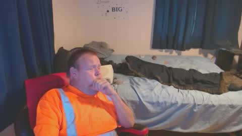 pecker40 online show from October 12, 7:49 pm