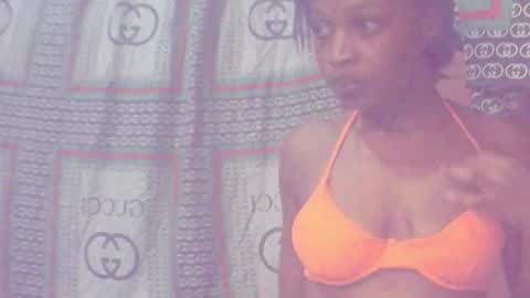 Lizzy online show from January 14, 7:55 pm