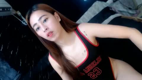 Sweet Gwen online show from December 15, 6:53 am