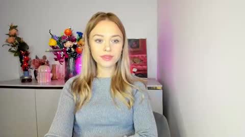 Snapshot of perfectxcindy chatting on October 24, 6:14 am Cindy online show from October 24, 6:14 am