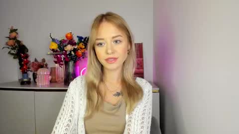 Snapshot of perfectxcindy chatting on October 22, 5:43 am Cindy online show from October 22, 5:43 am