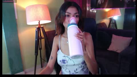 Perla online show from March 7, 4:51 pm