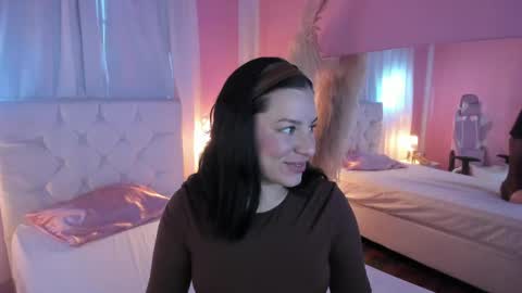 Marie online show from May 9, 11:27 am
