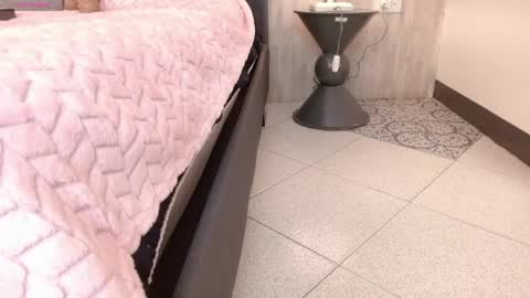 Persefone  online show from April 12, 7:45 am