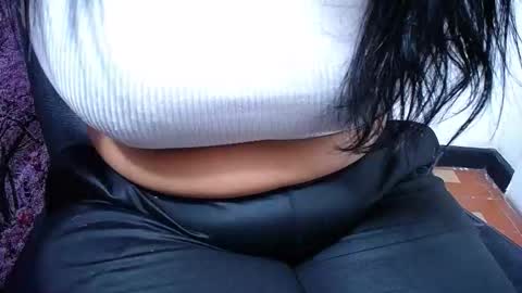  Linda  online show from February 4, 2:21 pm