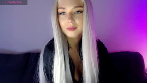 Isabella online show from March 4, 11:19 am