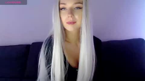 Isabella online show from January 31, 1:23 pm