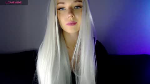 Isabella online show from December 4, 12:08 pm