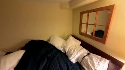 Snapshot of pete_mac chatting on October 19, 8:46 pm Pete online show from October 19, 8:46 pm