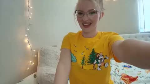 Little cupcake online show from November 10, 5:59 pm