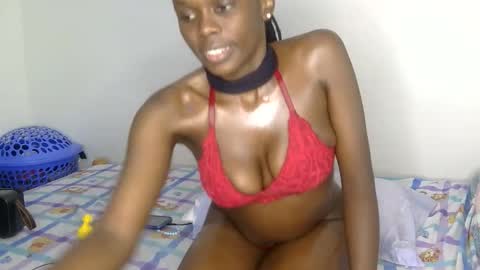 Desiree online show from May 4, 10:05 pm