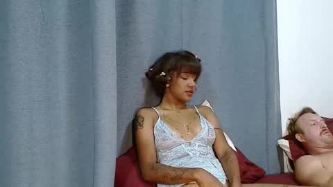 Snapshot of petitebubblegum chatting on February 13, 2:23 am Caramel princesa online show from February 13, 2:23 am