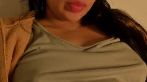 Snapshot of petitgirl_ chatting on October 9, 2:17 am  J A S S  online show from October 9, 2:17 am