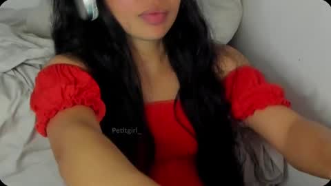 Snapshot of petitgirl_ chatting on February 26, 3:03 am  J A S S  online show from February 26, 3:03 am