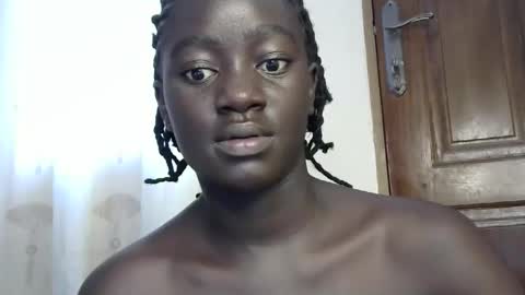 petitte_gyaal online show from January 14, 7:38 am