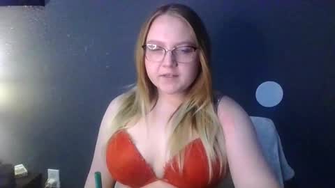 PhatAssBlond online show from March 4, 8:16 pm