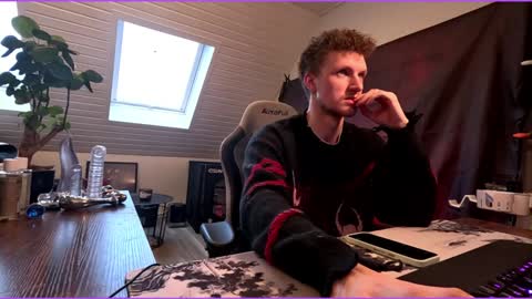 philipp_gtx online show from February 8, 3:42 pm