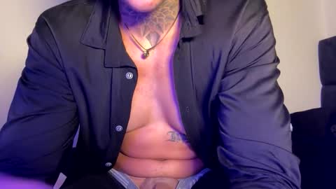 PHILLIP online show from November 21, 2:59 pm