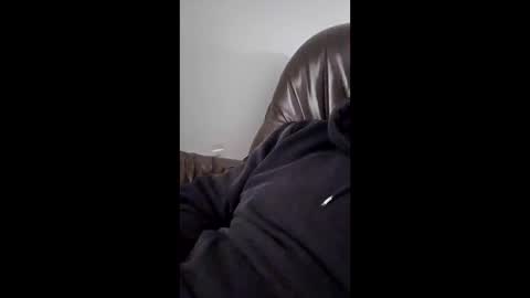 philllllll508346 online show from March 7, 1:44 pm