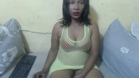 phoenixcandy online show from June 16, 10:25 pm