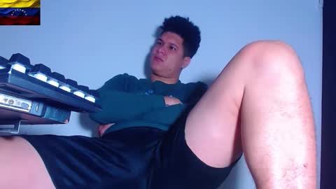 AdnierGnz online show from February 25, 12:53 pm