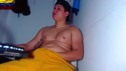 AdnierGnz online show from February 4, 4:11 pm