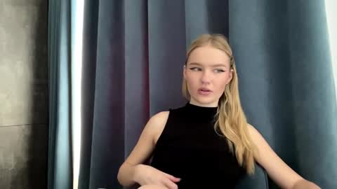 Kristie online show from July 16, 11:24 am