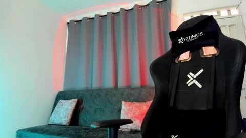 Pierre online show from September 21, 10:03 pm