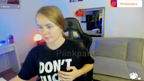 PiinkPandora online show from October 23, 10:21 pm