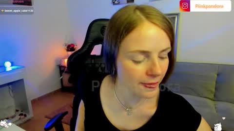 PiinkPandora online show from February 22, 10:45 pm