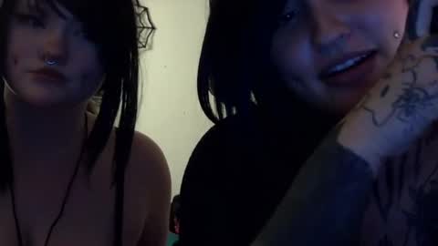 Snapshot of piinkpussycat2001 chatting on October 2, 1:15 am piinkpussycat2001 online show from October 2, 1:15 am