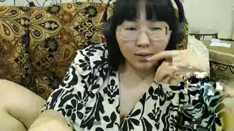 Pika online show from May 15, 1:58 am