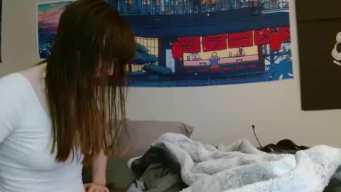 PilloGoddess online show from February 1, 12:07 am