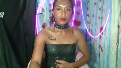 lovely online show from May 6, 12:22 pm