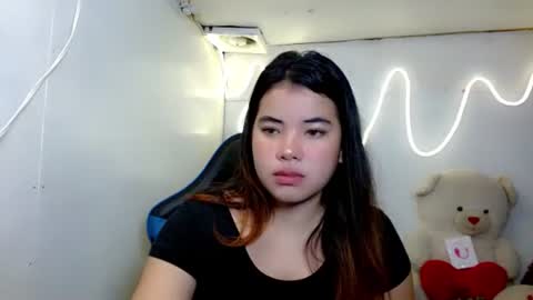 ur jessa pinay new online show from April 6, 1:12 pm