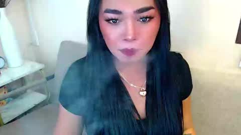 Snapshot of pinaymorena69 chatting on December 29, 2:27 am Just cath  online show from December 29, 2:27 am