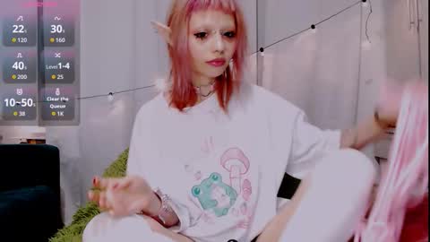 Snapshot of pink_k1tty chatting on September 26, 10:18 pm pink_k1tty online show from September 26, 10:18 pm