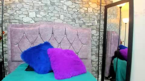 pink_lemonade7 online show from January 10, 10:15 pm