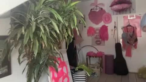pinkfag online show from July 8, 7:45 am