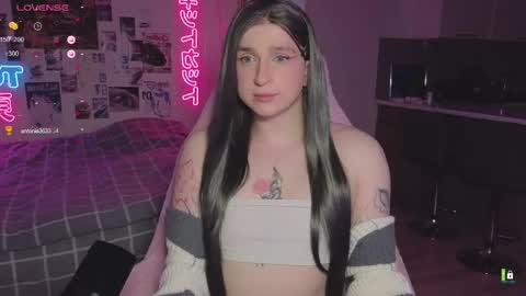 pinkvenom_ online show from April 8, 5:49 pm