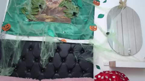 pinky_f00x online show from October 10, 1:44 am