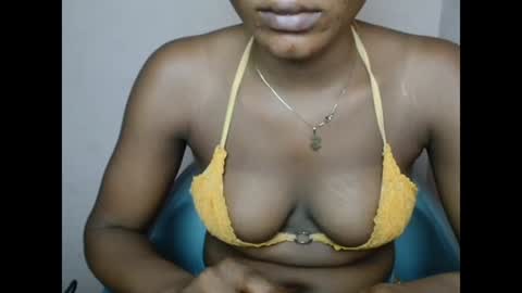 pinkyxxpussy online show from February 21, 12:02 am