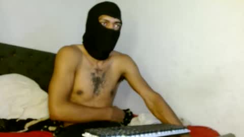 pinocho__ online show from May 10, 7:59 am