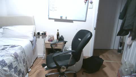 Yash online show from April 5, 1:02 am