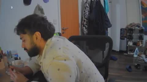 Yash online show from February 27, 4:24 am