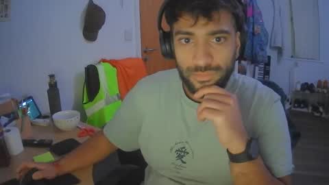 Yash online show from December 3, 10:23 pm