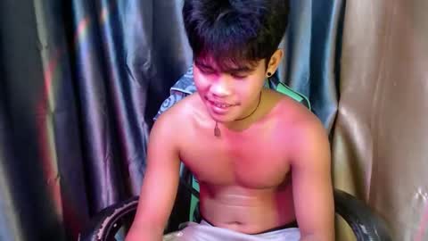 pinoy_shyboy69 online show from May 11, 2:45 pm